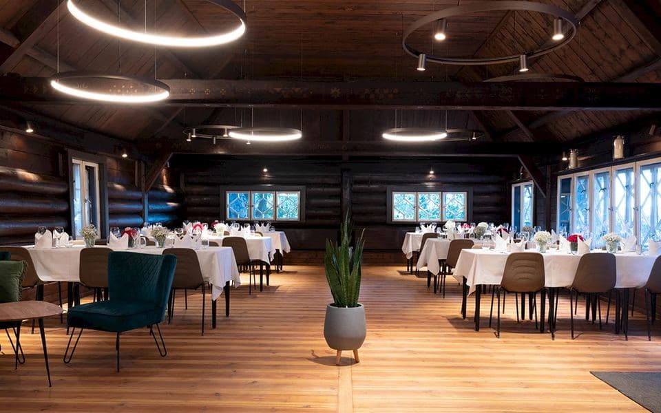Blockhaus Nikolskoe, Ausflugsrestaurant am Wasser in Berlin-Steglitz-Zehlendorf