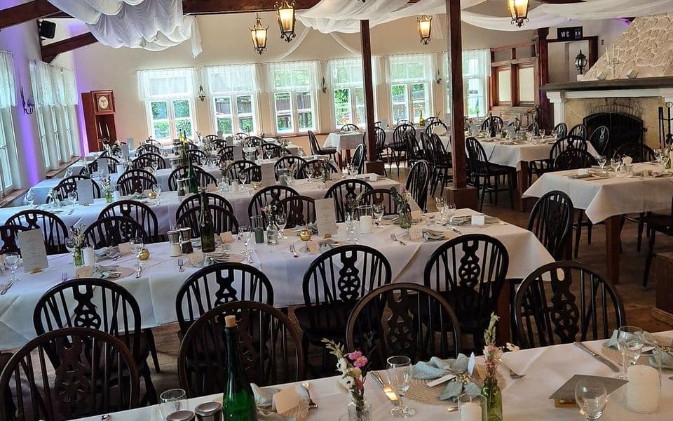Jagdhaus Spandau, Restaurant mit Saal in Berlin-Spandau