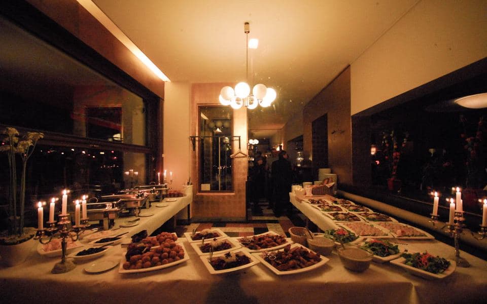 Schleusenkrug, Restaurant am Kanal in Berlin-Charlottenburg-Wilmersdorf
